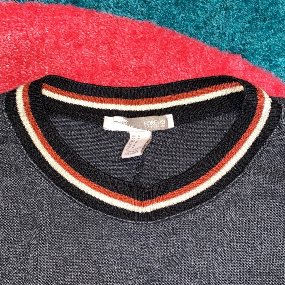 Forever 21 M Long-sleeved gray collar stripes - Picture 2 of 3